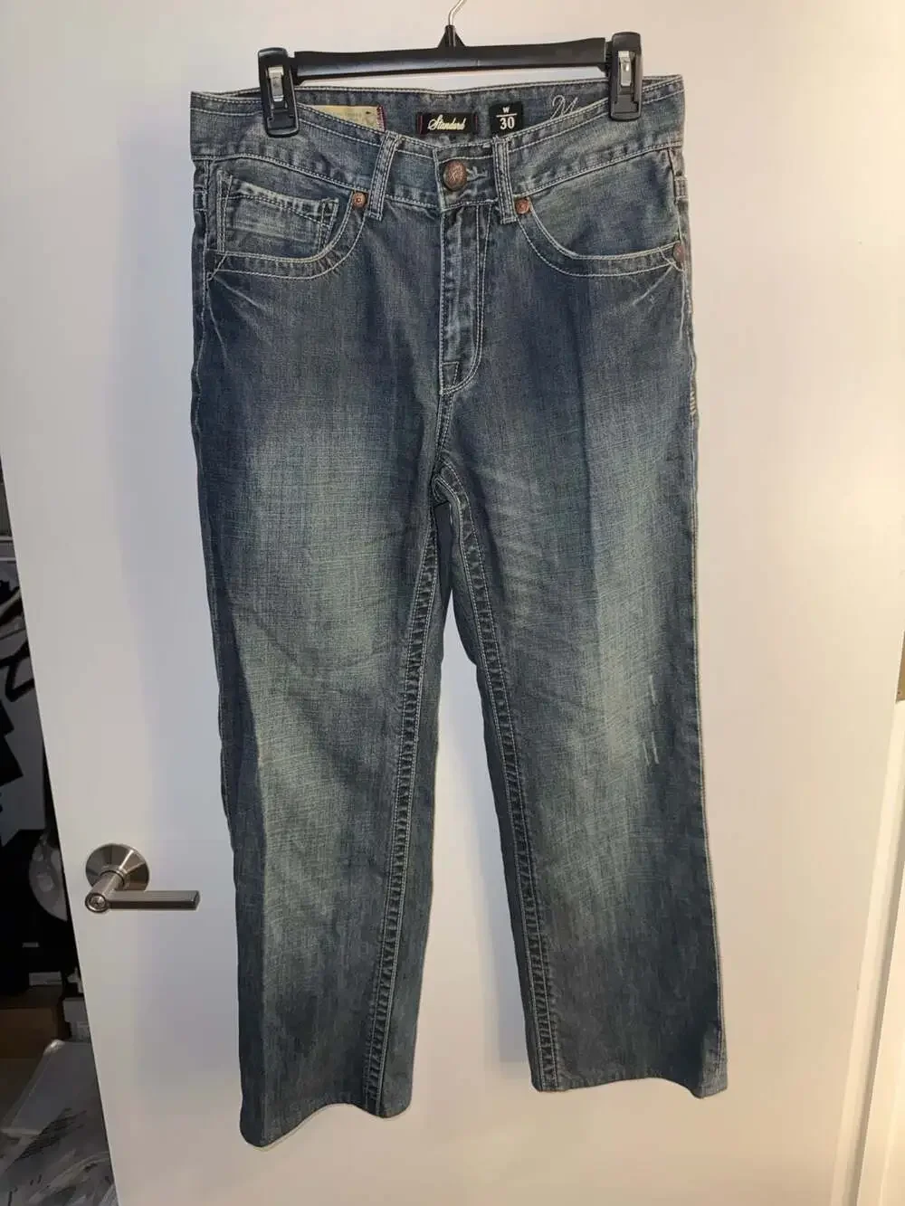 Marc Ecko Standard Fit Embroidered Wing Jeans Size 30